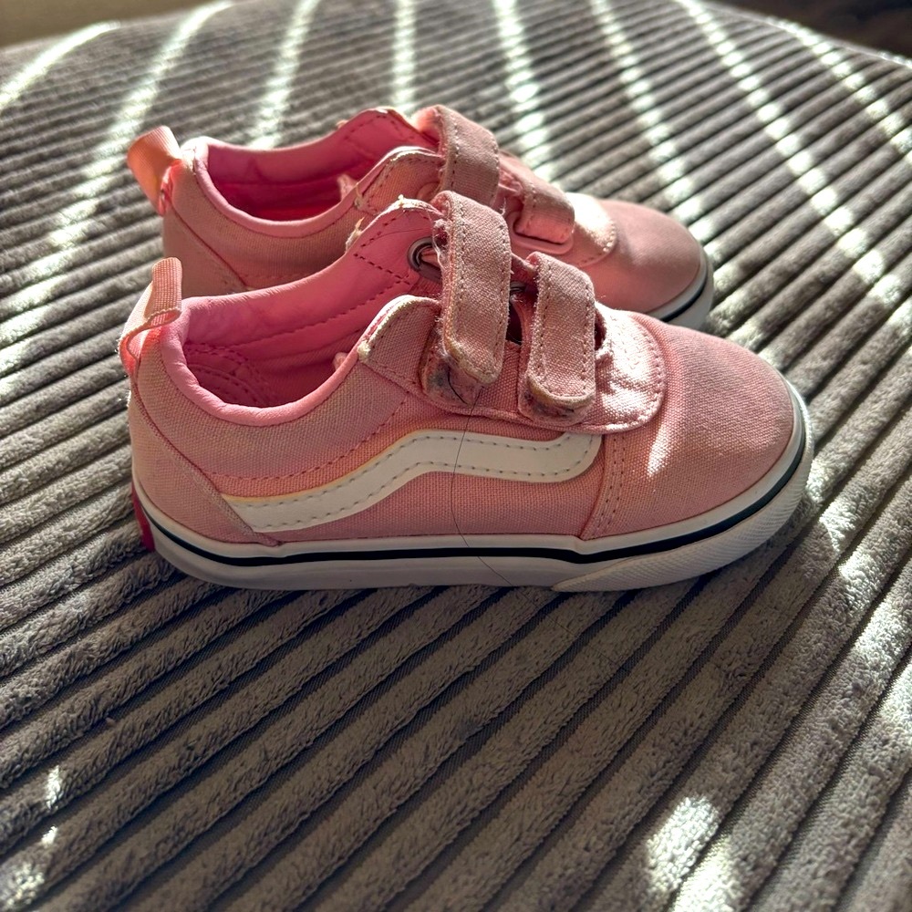 Toddler girl shoes Vans